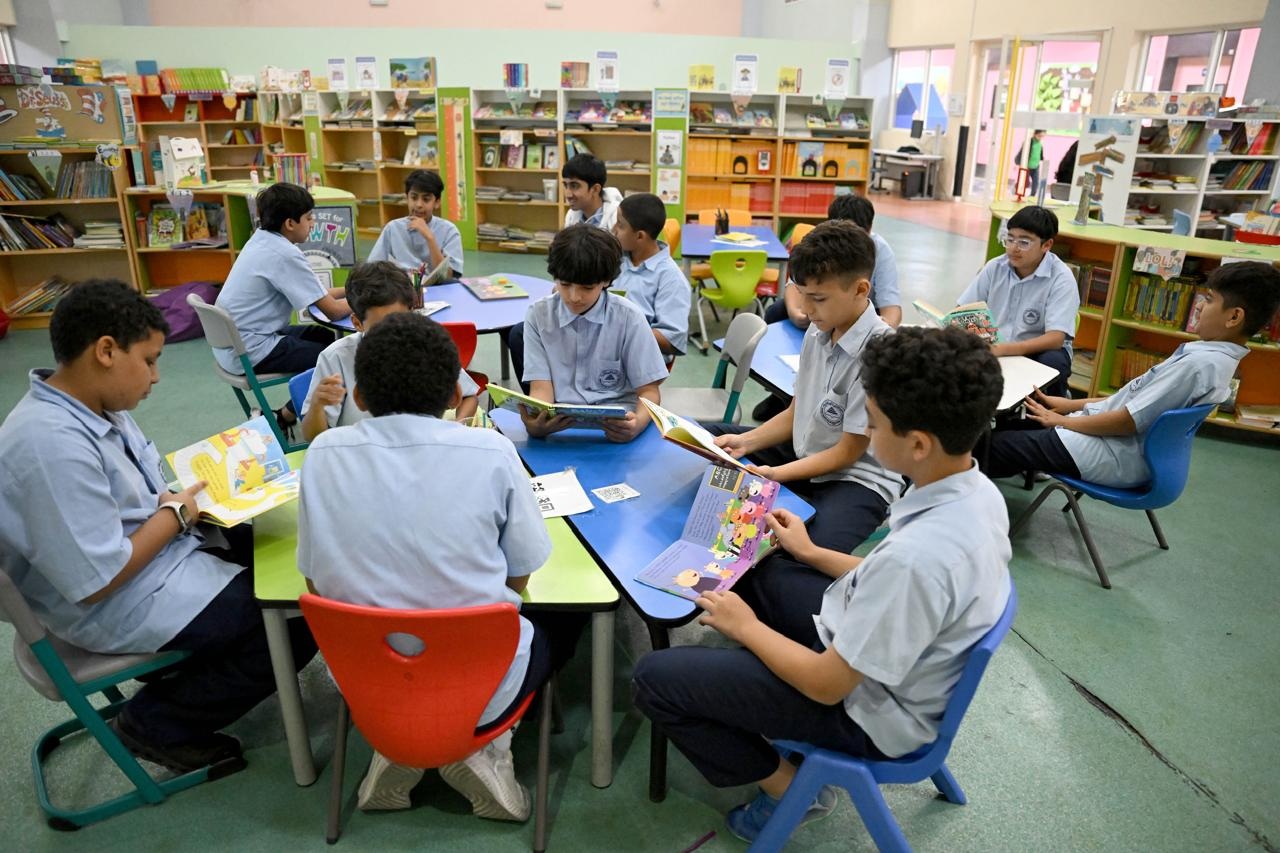 9 التزامات مهنية تحكم استخدام المعلم للذكاء الاصطناعي التوليدي في المدارس 9 التزامات مهنية تحكم استخدام المعلم للذكاء الاصطناعي التوليدي في المدارس