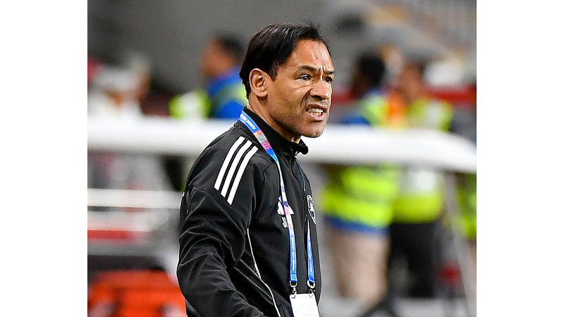 مدرب الشارقة خوسيه مورايس. تصوير:  إريك أرازاس