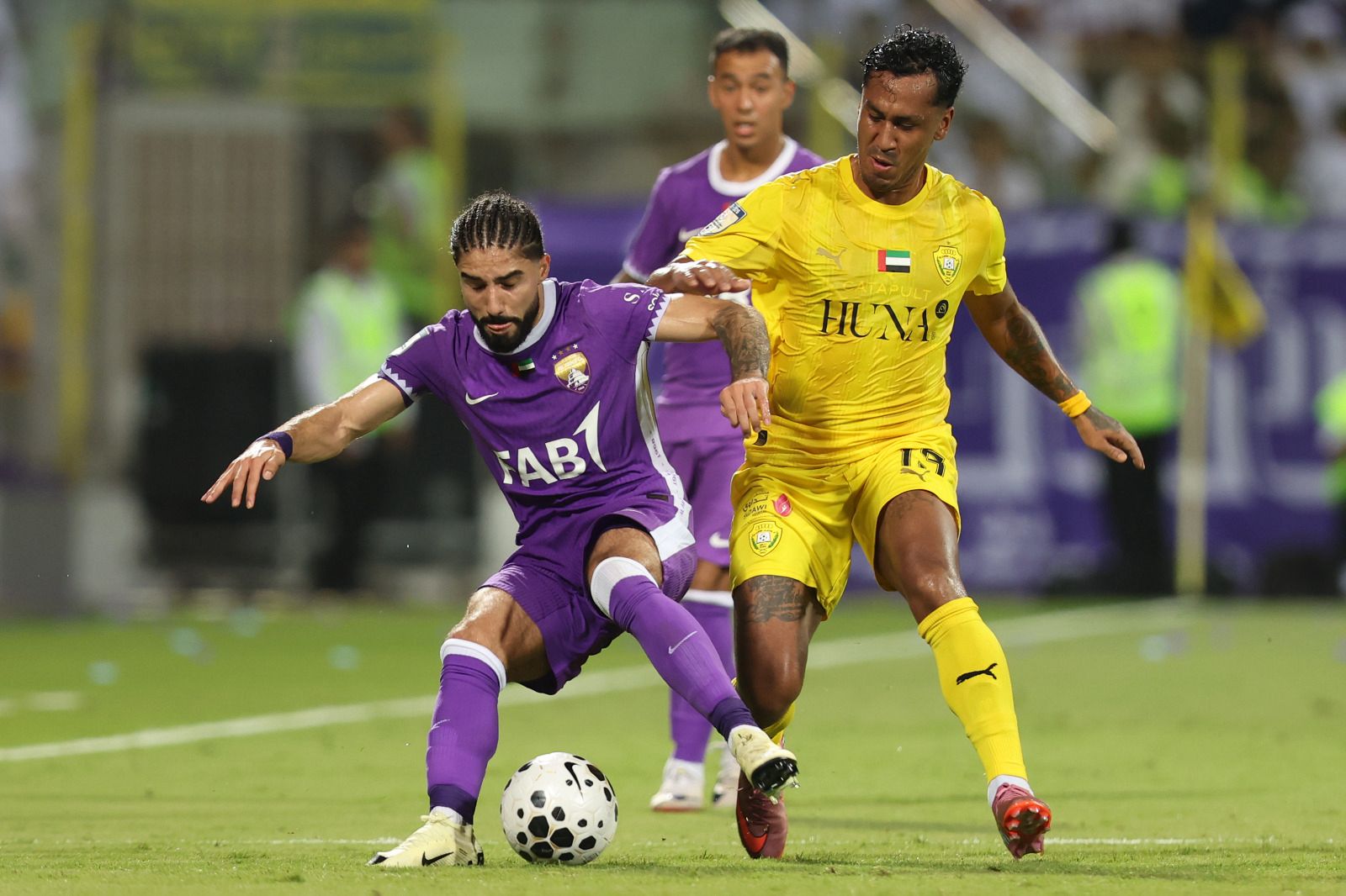 رابطة المحترفين تعيد جدولة الجولة 19 من الدوري.. قمة العين والوصل 12 مارس