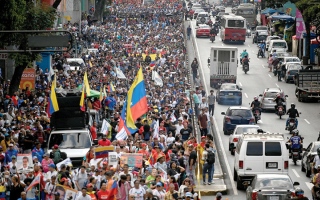 الصورة: مظاهرات جديدة في فنزويلا للمطالبة بالإفراج عن مادورو وزوجته