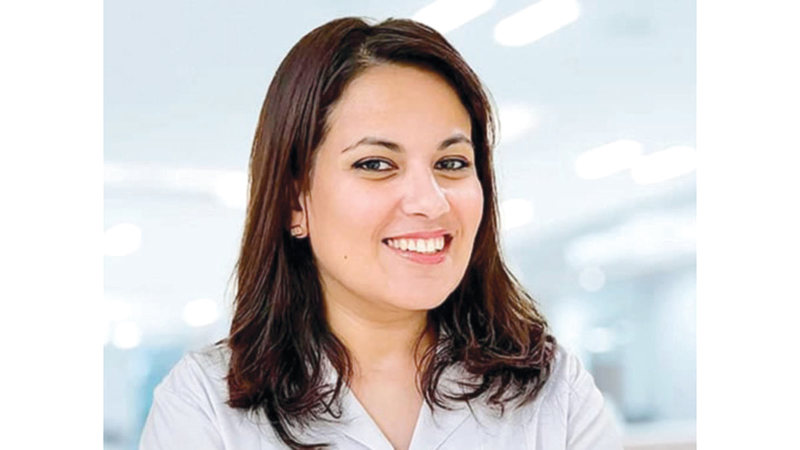 الدكتورة مريم سمير: أكثر المضاعفات ناتجة عن الاستعجال في عروض الأسنان، نتيجة التركيب من دون تحضير كافٍ.