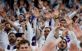 الصورة: "ويفا" يُعاقب ريال مدريد بسبب أحد مشجعيه