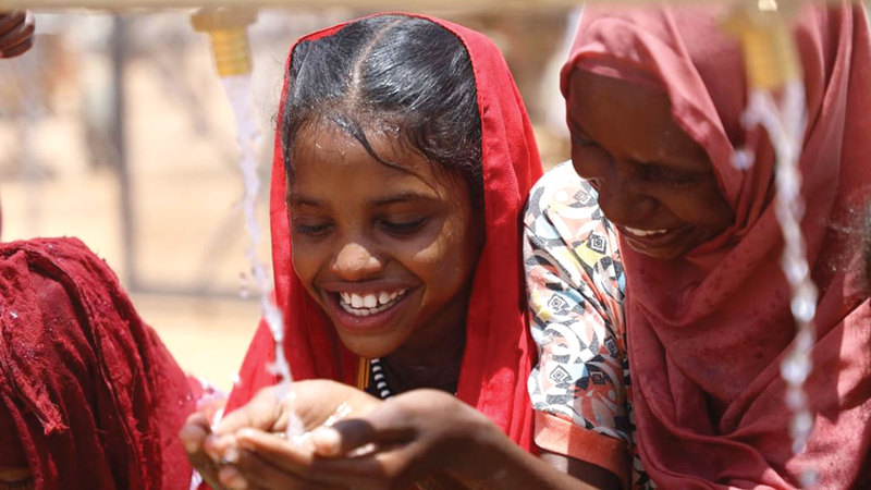 الإمارات أكدت التزامها إنسانياً ودبلوماسياً تجاه السودان. من المصدر.  &nbsp;