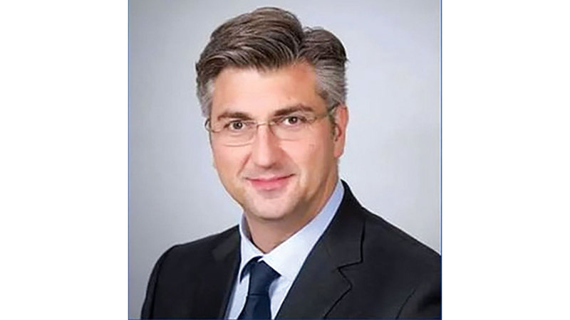 أندريه بلينكوفيتش: كرواتيا تدين الاعتداءات الإيرانية السافرة على الإمارات لما تمثله من انتهاك خطير لسيادة الدول والقوانين الدولية.