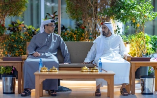 الصورة: محمد بن راشد يلتقي منصور بن زايد ويبحث معه سبل تعزيز مسيرة التنمية الشاملة في دولة الإمارات