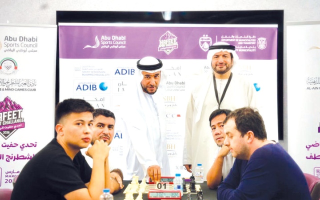 الصورة: الفلبيني أوليفر بطل &laquo;تحدي حفيت&raquo; للشطرنج الخاطف