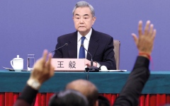 الصورة: الصين تؤكد أهمية الحوار مع أميركا لتجنب &laquo;سوء تقدير&raquo; قد يضر العالم بأسره