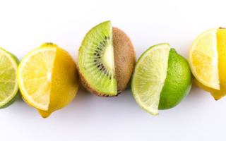 الصورة: 4 فواكه تحميك من الإصابة بسرطان القولون