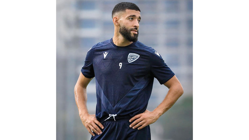 لاعب خورفكان طارق تيسودالي.  من المصدر