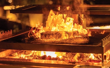 الصورة: الشيف جاك جاروت: الإمارات ألهمتني  معنى الكرم