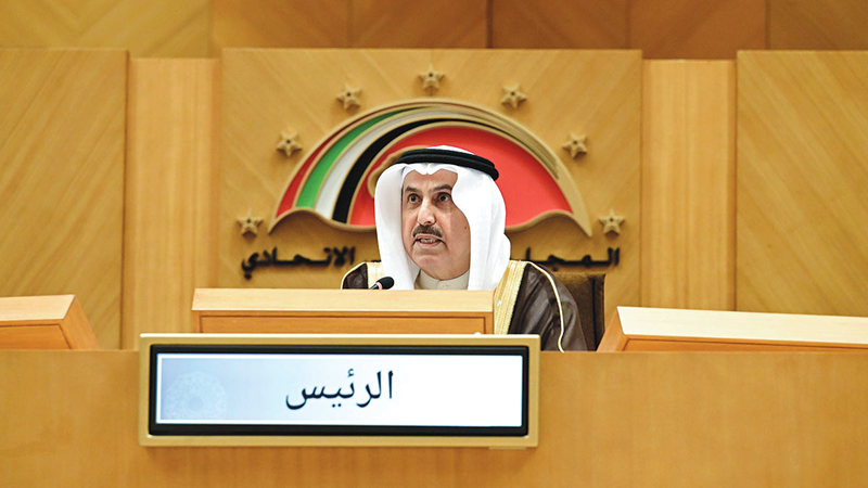 صقر غباش: كل من يعيش على أرض الإمارات هو في حصنها ومحل اهتمامها ورعايتها.