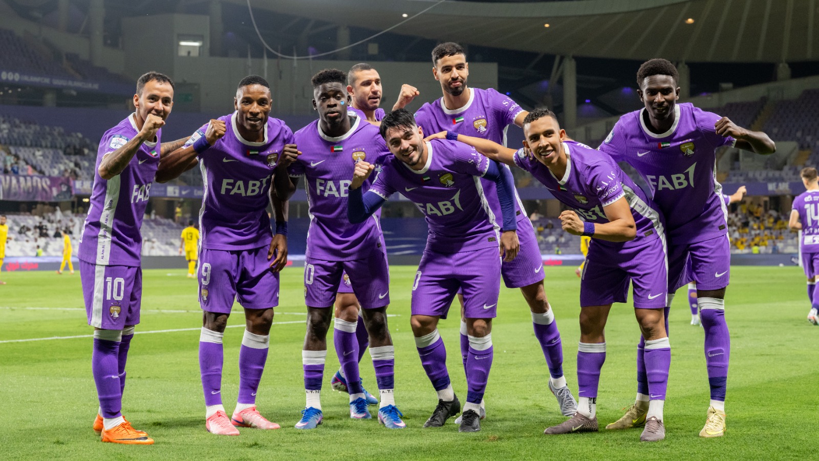 العين يهزم الوصل بثنائية ويستعيد صدارة الدوري