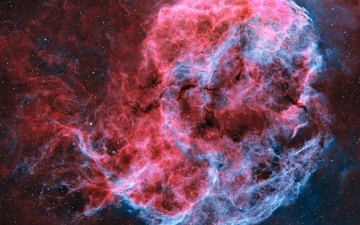 الصورة: "المرصد الفلكي" يصور "قنديل البحر" في سماء أبوظبي