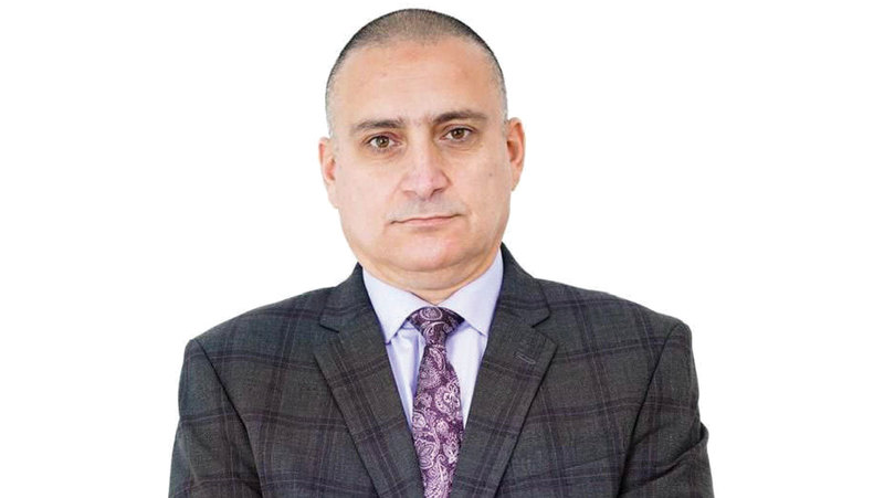 الدكتور نوفل إياد: الاستدلال بمظاهر الحياة اليومية الطبيعية، مثل ازدحام الأسواق والشوارع يعزّز رسالة الاطمئنان.