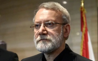 الصورة: إعلام إسرائيلي: الجيش استهدف علي لاريجاني ومصيره غير واضح