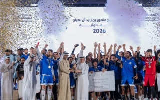 الصورة: تتويج أبطال كرة القدم والطائرة والكريكيت والبادل في بطولة منصور بن زايد