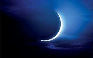 الصورة: غداً المتمم لشهر رمضان.. والجمعة أول أيام عيد الفطر السعيد في الإمارات