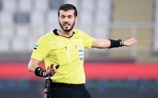 الصورة: يعقوب الحمادي: أتمنى رؤية صافرة عمر آل علي في قمة العين وشباب الأهلي