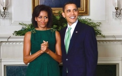 الصورة: &laquo;فاصلة&raquo; تكشف الهوية.. أوباما يمازح متابعيه ويستعيد إرثه الإيرلندي