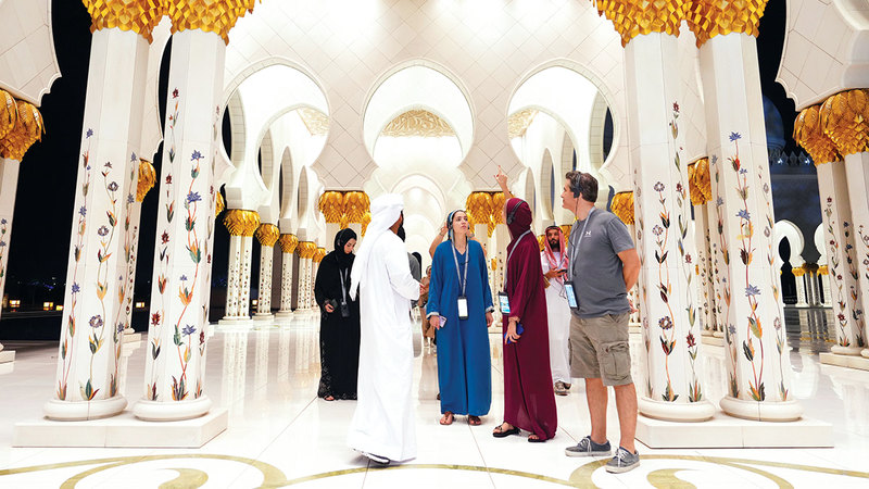 جانب من الجولات الليلية. من المصدر