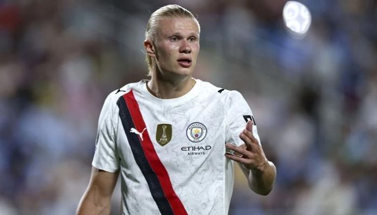 بحثاً عن بطل العالم الموحد.. هالاند يستثمر في الشطرنج