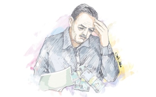 الصورة: عربي يستولي على 4.7 ملايين درهم من شقيقه لشراء أرض خارج الدولة