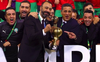 الصورة: إقالة كيروش.. و"بطل العرب" مدرباً لمنتخب عُمان