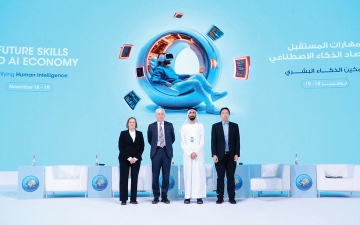 الصورة: دبي تواصل الاحتفاء بعقول غيَّرت وجه العالم