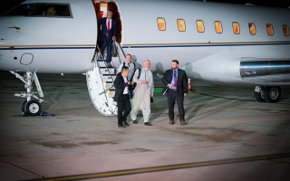 الإمارات تستضيف عملية الإفراج عن مواطن أميركي من أفغانستان