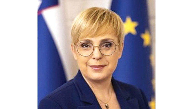 نتاشا بيرك موسار: سلوفينيا تدعم الإمارات في ما تتخذه من إجراءات للدفاع عن أمنها واستقرارها وسلامة أراضيها.