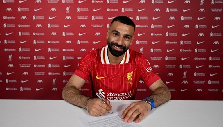 مكاسب وخسائر ليفربول ومحمد صلاح مالياً من انتهاء عقد اللاعب مبكراً
