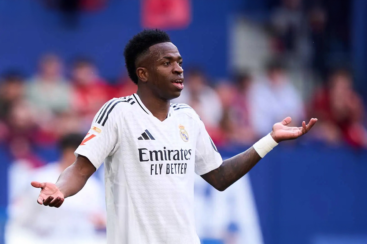 فينيسيوس: منتخب البرازيل عريق وعظيم لكنه ليس مرشحا للفوز بكأس العالم