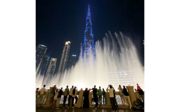 الصورة: مواطنون ومقيمون يقفون في وجه التضليل بنبض وعفوية الحياة اليومية