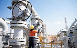 الصورة: الاعتبارات الجيوسياسية ونقص استثمارات الغرب يُقوّضان أمن إمدادات الطاقة