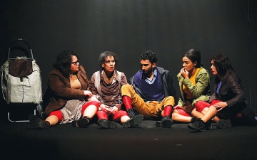 الصورة: &laquo;الهاربات&raquo;.. محطة للنجاة من ضوضاء العالم