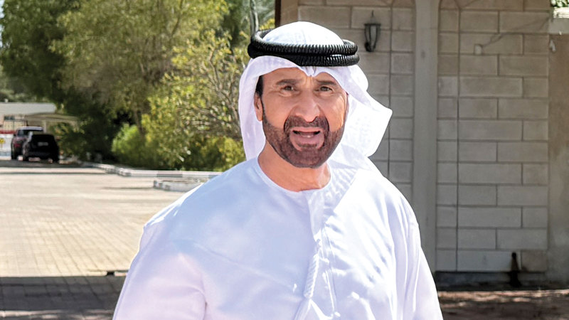 أحمد ناصر لوتاه: مركبات تحمل حالات طارئة، وأخرى لكوادر طبية كانت في طريقها لأداء مهامها عبرت من المنزل.