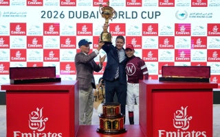 الصورة: ستيف أسموسين: &laquo;دبي الأمنة&raquo; منحتني المجد مرتين في 18 عاماً