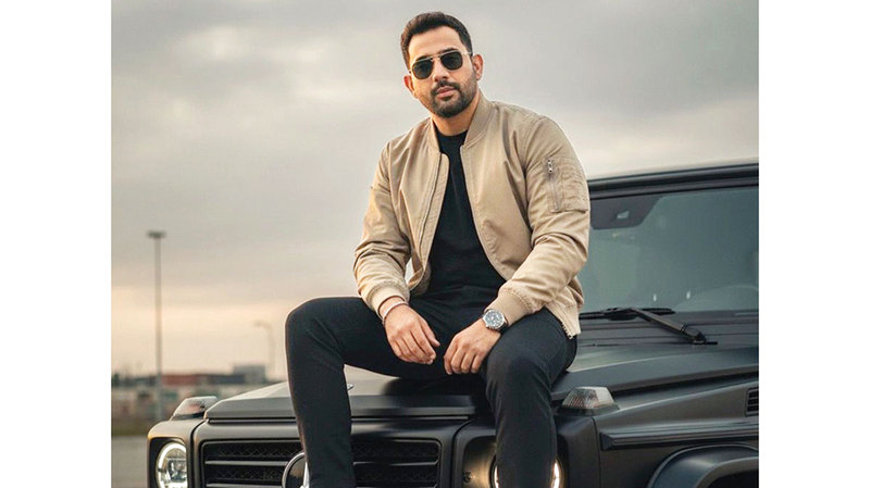 &laquo;لاريب بت&raquo; يواصل التعبير عن علاقته الوجدانية الوثيقة مع الإمارات وأهلها. أرشيفية