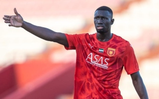 الصورة: لاعب الفجيرة محمد ديوب يستغرب سحب كأس إفريقيا من السنغال.. وينتقد حكم النهائي