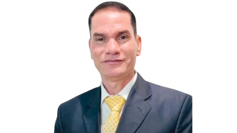 الدكتور جمال مجاهد: تضاعُف العبء على الأسرة، خصوصاً الأمهات، وتراجُع تركيز الطلبة خلال الحصص الافتراضية أبرز التحديات.