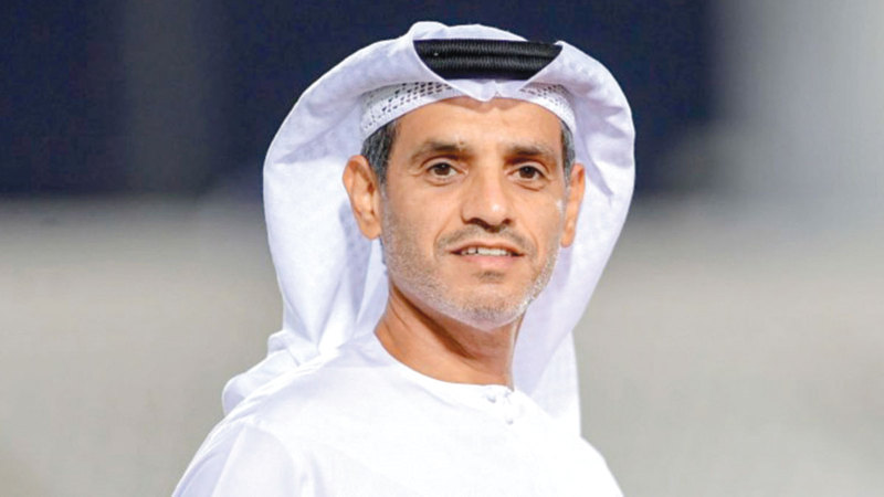 أحمد الشامسي: عمر آل علي حكم طَموح، ويتميز بقوة الشخصية واللياقة البدنية، والدراية التامة بقانون التحكيم، بجانب كونه حكماً صغير السن.