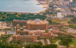 الصورة: أبوظبي تعلن عن إطلاق منصة "عضيد" لتعزيز استدامة سلاسل الإمداد وتسهيل التجارة