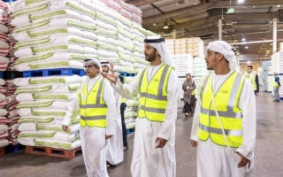 الصورة: وزير الاقتصاد: الإمارات بفضل توجيهات قيادتها الرشيدة طورت بنية تحتية متقدمة للأمن الغذائي
