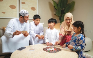 الصورة: &laquo;الأسر الحاضنة&raquo; تُعزّز ثقافة الاحتضان وتوفر بيئة آمنة للأطفال