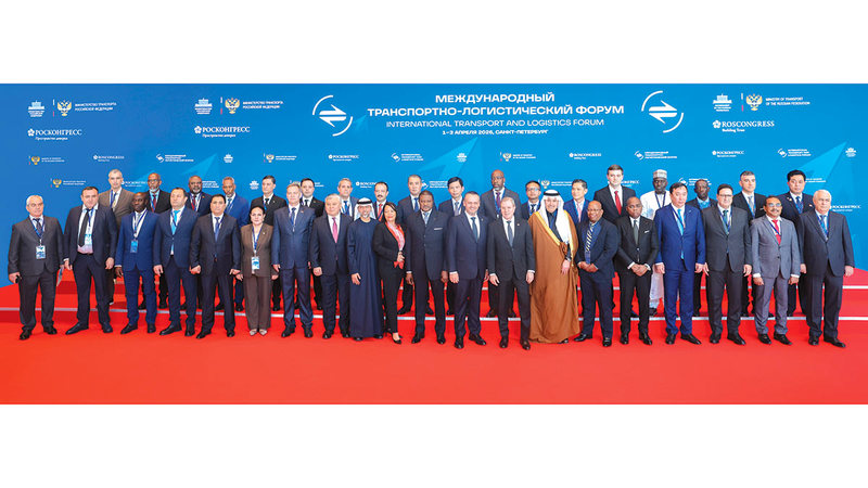 سهيل المزروعي خلال مشاركته في الجلسة الوزارية الافتتاحية لـ&laquo;المنتدى&raquo;. وام