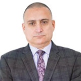 الصورة: قوة الإنسان في مواجهة التحديات