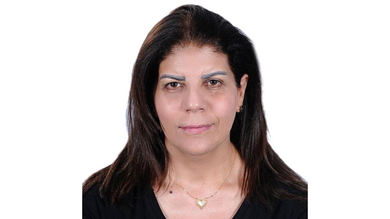 لينا يوسف: إعداد الدرس الرقمي يركز على تنمية مهارات التواصل اللغوي، ولا يكتفي بالشرح.