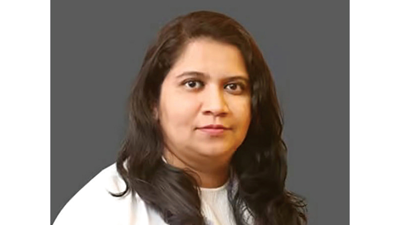 الدكتورة برجس سلطانة: الأخبار غير الدقيقة تُصاغ بأسلوب يستهدف إثارة استجابة فورية عبر تنشيط &laquo;مركز الخوف&raquo; في الدماغ.