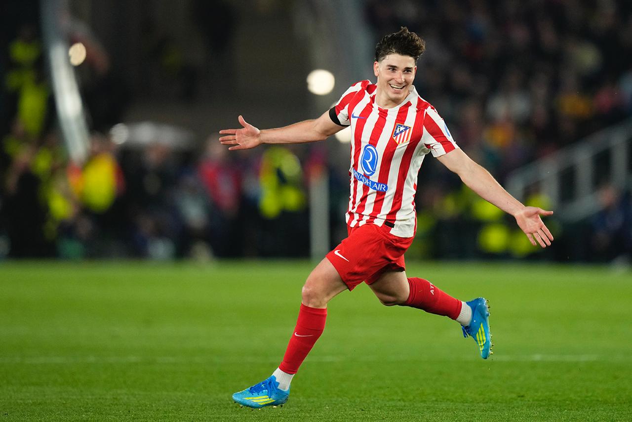 بهدفين.. أتلتيكو مدريد يعاقب 10 لاعبين من برشلونة في قلب "كامب نو"