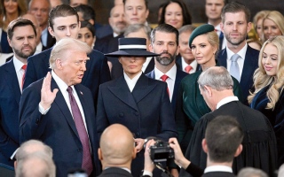 الصورة: غياب الأشقاء عن عيد ميلاد بارون ترامب يثير التساؤلات